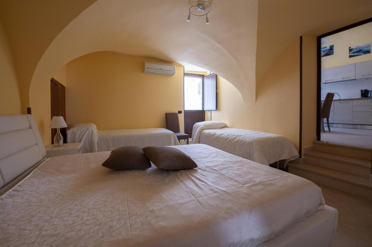 La Casa Di Alice Villa Cisternino Bagian luar foto