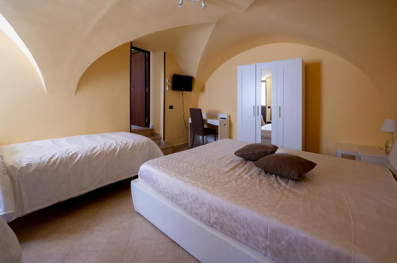La Casa Di Alice Villa Cisternino Bagian luar foto